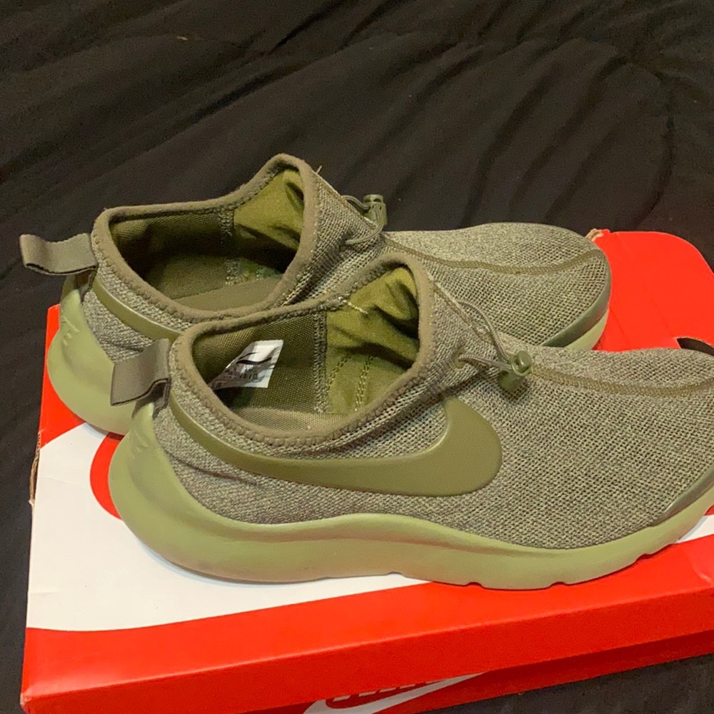 Nike Runner Slipons. - image 1